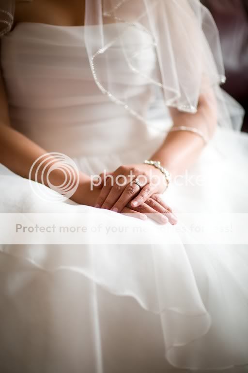 IMAGE: http://i378.photobucket.com/albums/oo230/alan_u1971/Garvin%20and%20Michelle%20big%20day/Image00001.jpg