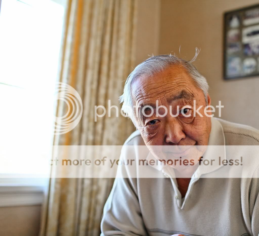 IMAGE: http://i378.photobucket.com/albums/oo230/alan_u1971/People%20and%20portraits/harry-1.jpg