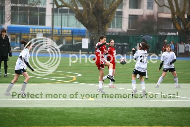 IMAGE: http://i378.photobucket.com/albums/oo230/alan_u1971/Webpics/brett-11024x768.jpg